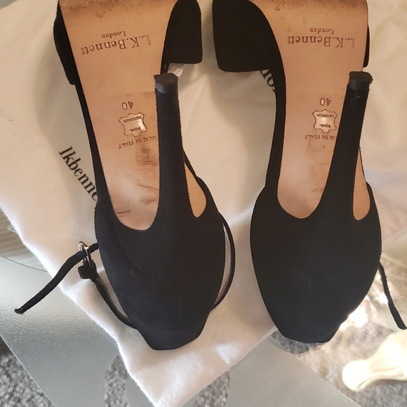 Shoes - Picture 2 of 3